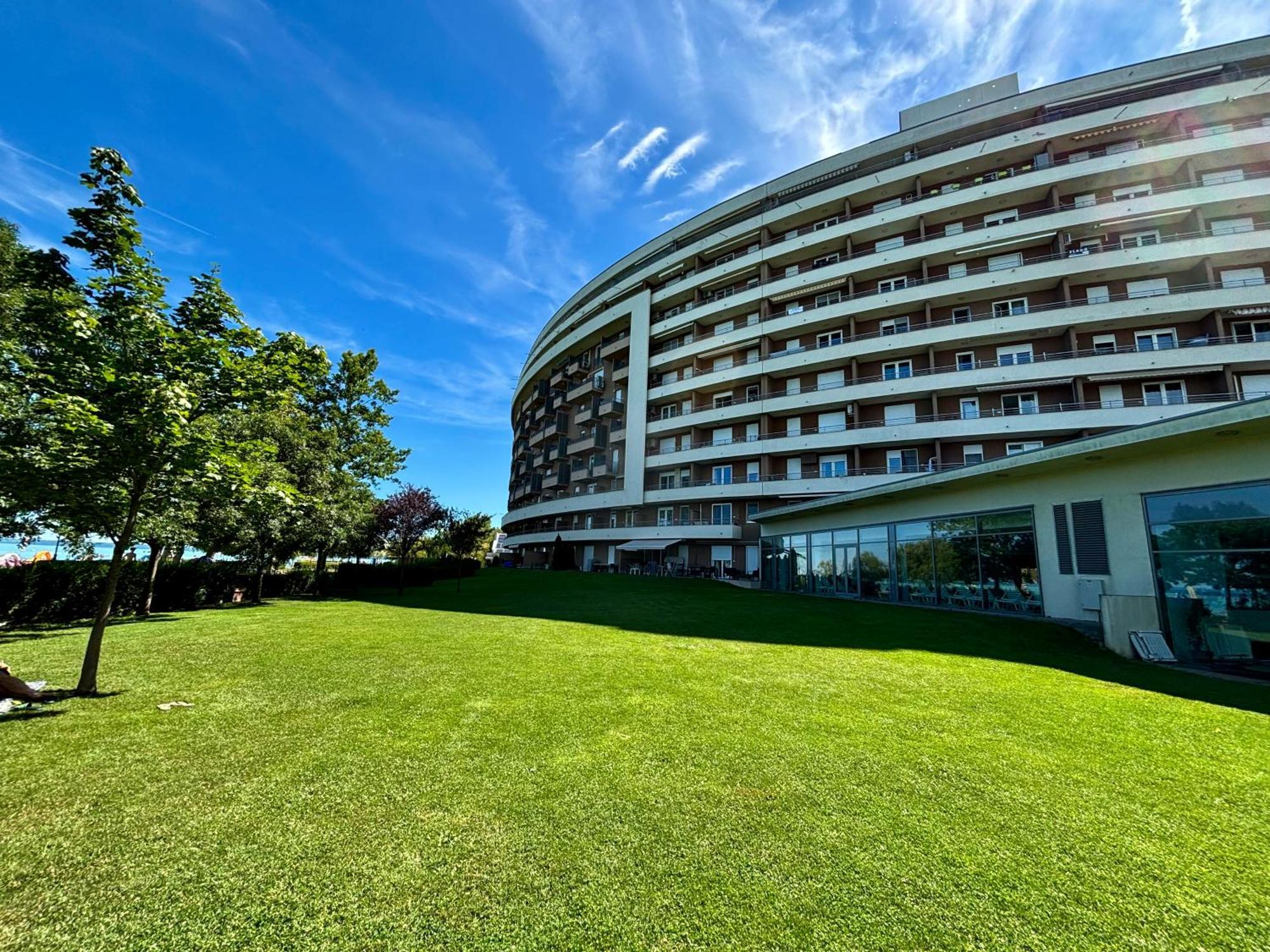 Club218 The Sunset - Wellness Apartment Siófok Exterior foto
