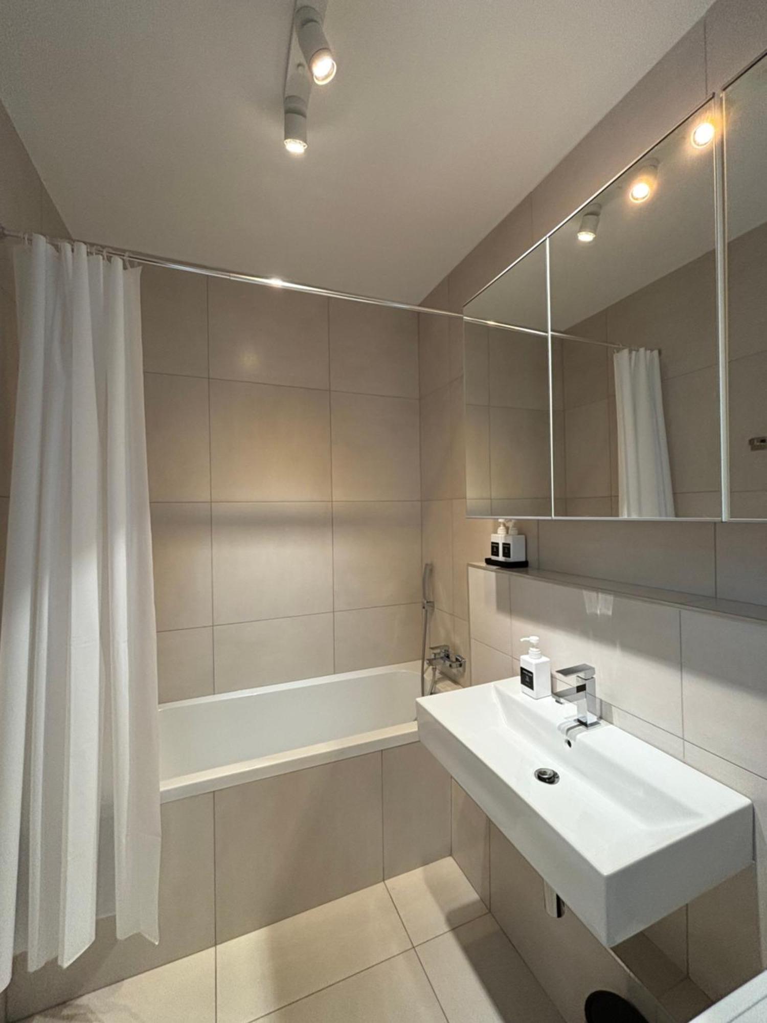 Club218 The Sunset - Wellness Apartment Siófok Exterior foto